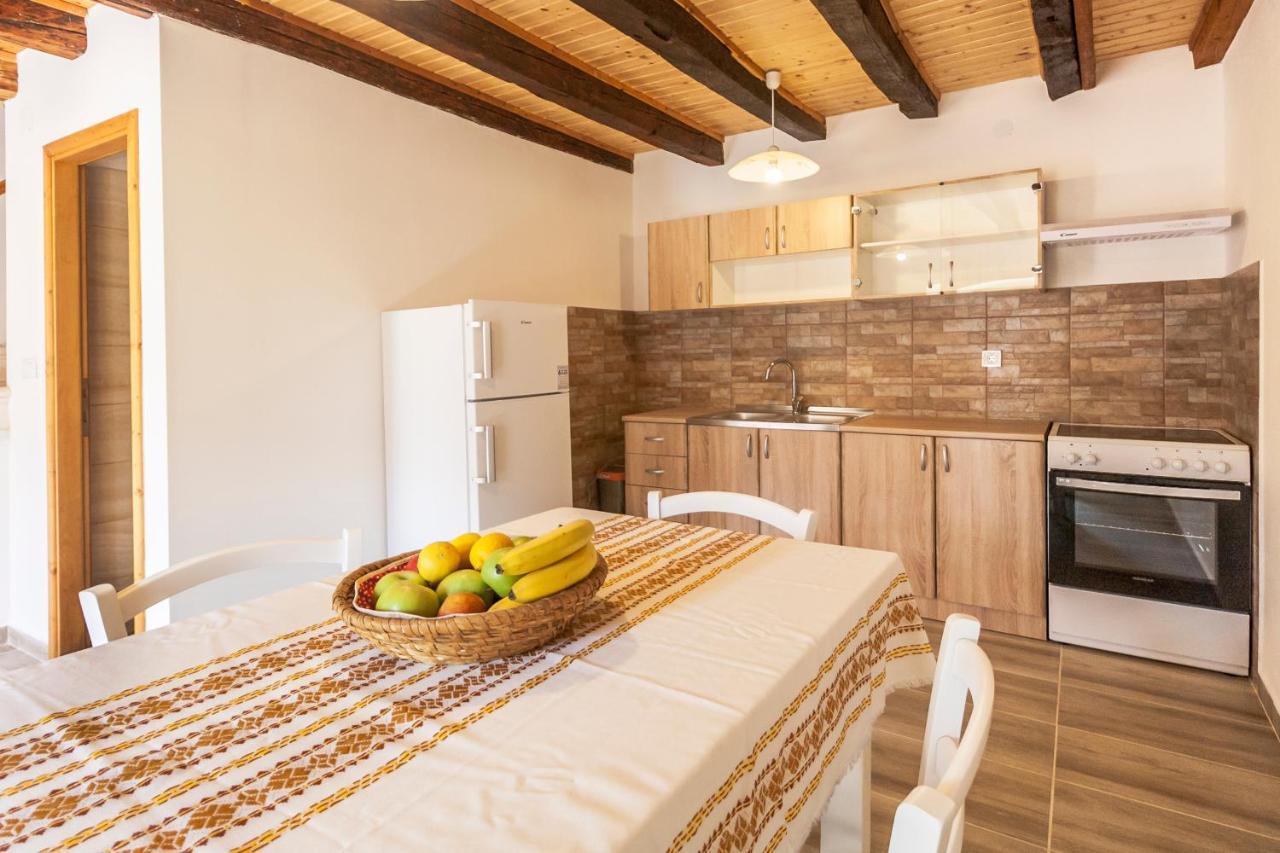 House Krizanic In Marcana, Istria, With 2 Apartments, Total 9 Guests Екстериор снимка